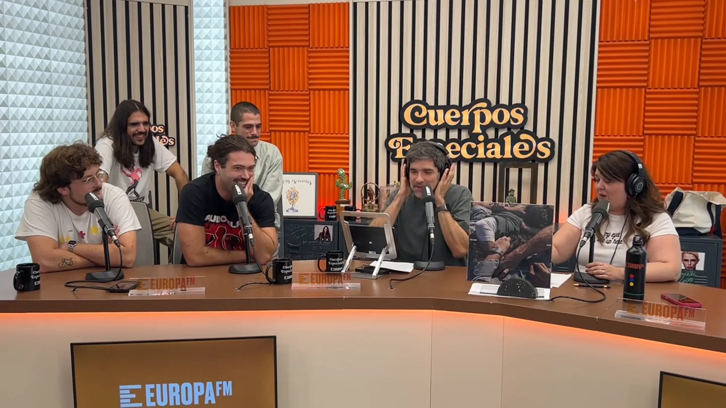 Puño Dragón: "Hay una pista muy importante en todas las canciones que es coro de colegones" Puño Dragón: "Hay una pista muy importante en todas las canciones que es coro de colegones"