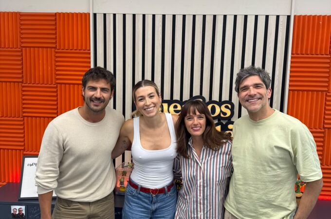 Maxi Iglesias y Susana Abaitua en Cuerpos especiales