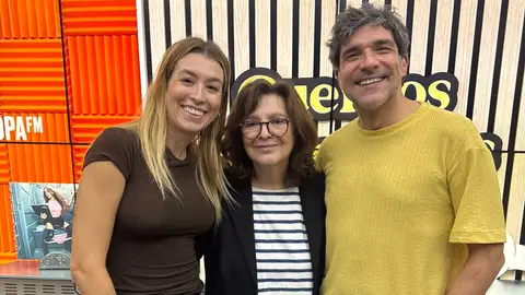 Rosa León, con Eva Soriano y Nacho García en Cuerpos especiales Rosa León, con Eva Soriano y Nacho García en Cuerpos especiales