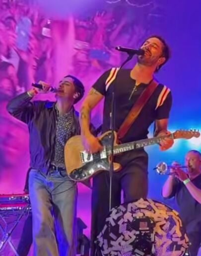 Viva Suecia y Arde Bogotá cantan 'El bien' en Murcia