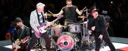 U2 en 2018 durante un concierto en Londres de la gira 'Experience + Innocence Tour'